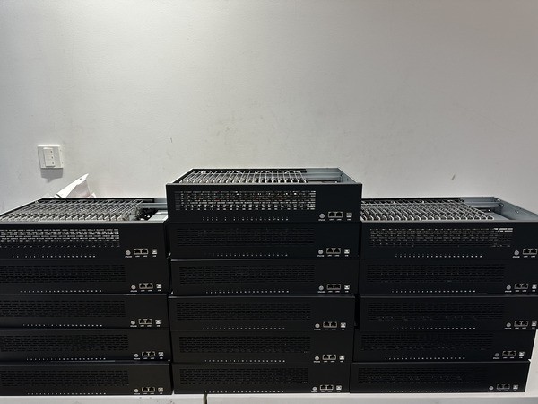 Cloud Farm có tiêu thụ năng lượng như thế nào so với Box Phone Farm?