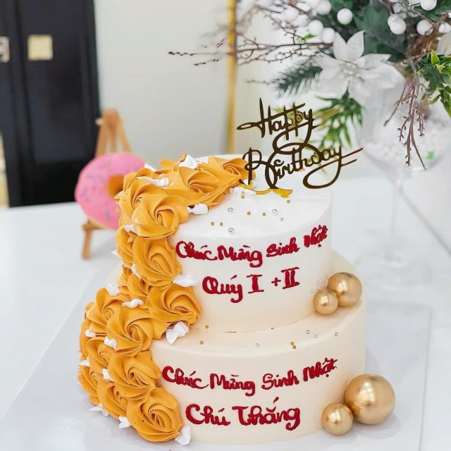 Bánh kem 2 tầng 014