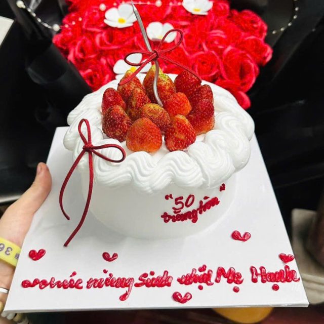 Combo bánh và hoa 021